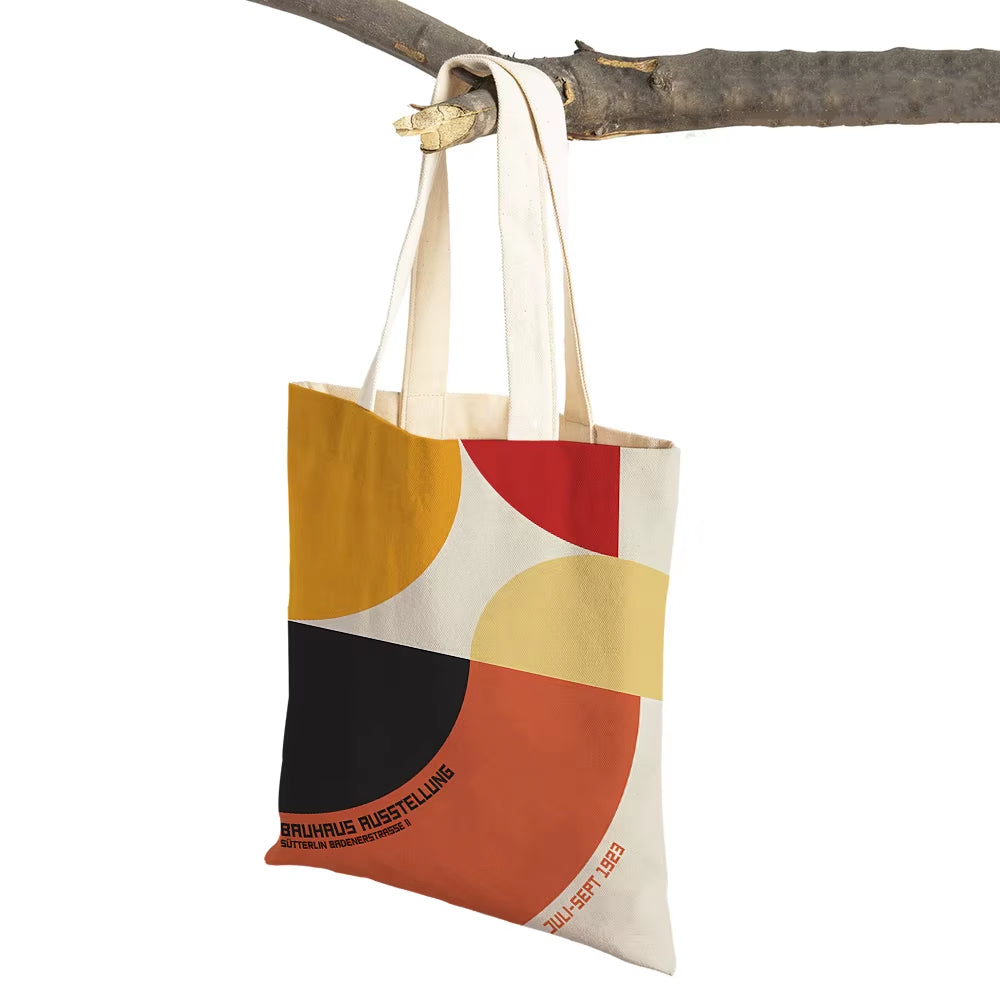 Sac icône d’art moderne : style graphique, moderne et fonctionnel. Objets de design historique. L'accessoire design idéal pour votre quotidien.
